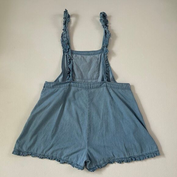 Hot Topic Denim Overall Romper Shorts Women’s Size 2 Mushroom Embroidered Cottag - Picture 3 of 11